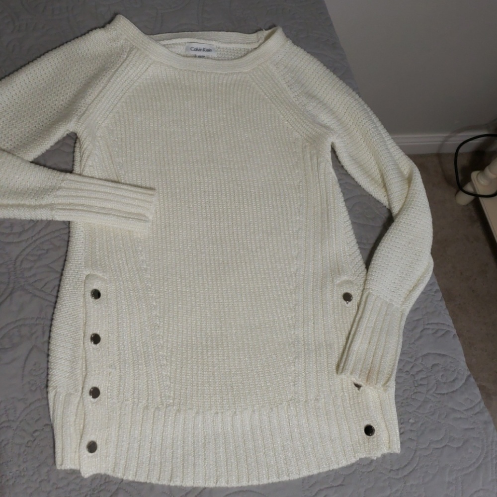 Calvin Klein Sweater